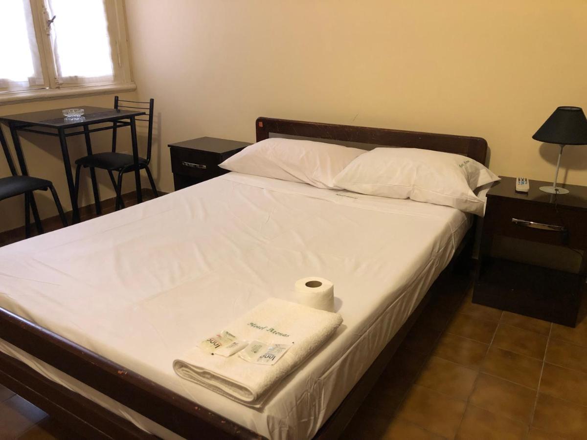 Hotel Atenas Buenos Aires Buitenkant foto